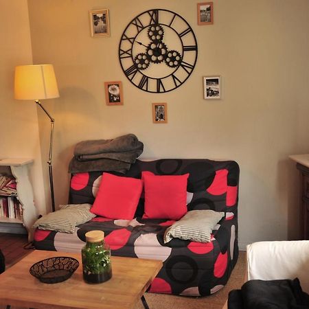 Logement Au Calme F2 Mety Exteriér fotografie