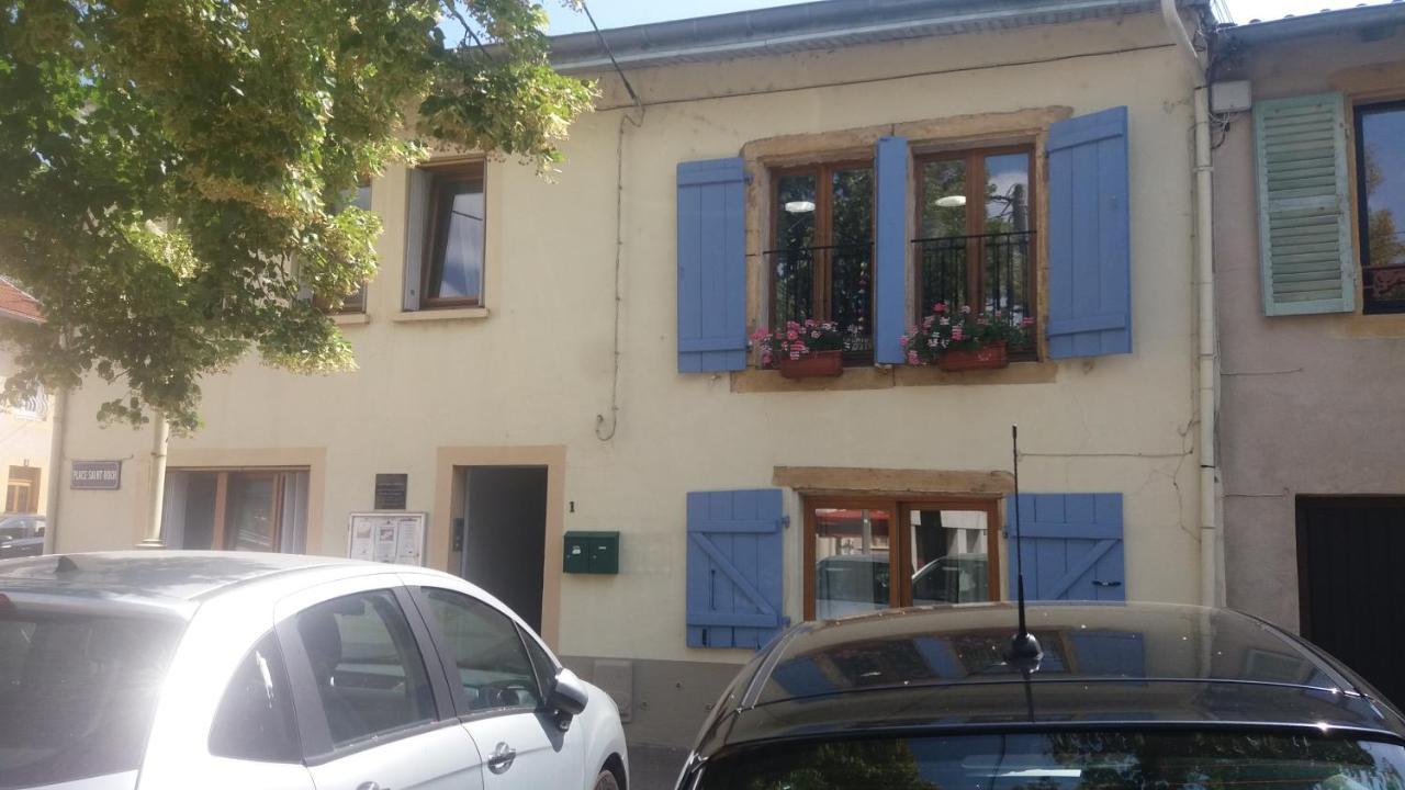 Logement Au Calme F2 Mety Exteriér fotografie